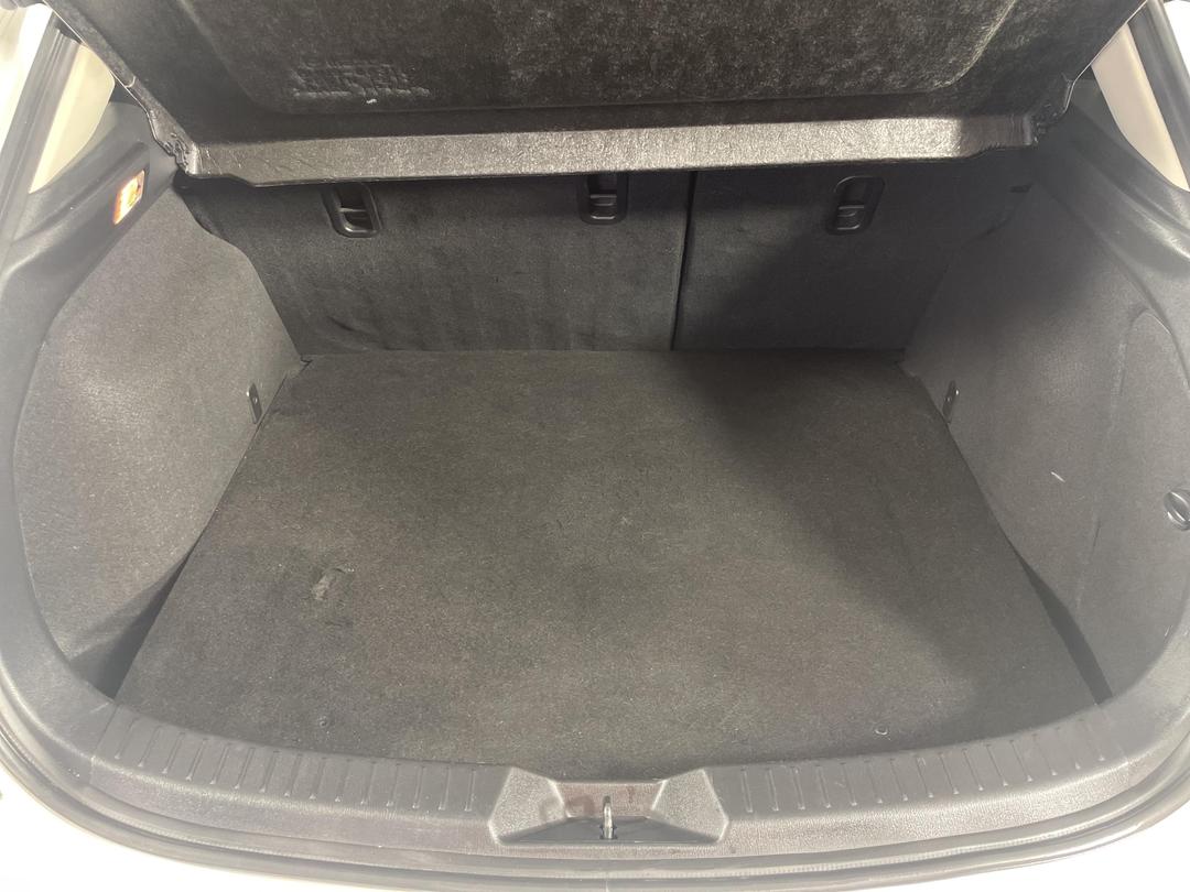 Photo '14' of Mazda Mazda3