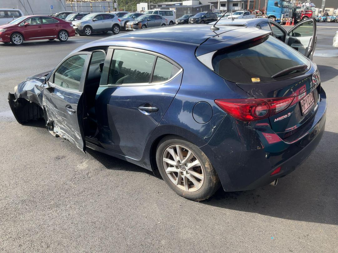 Photo '5' of Mazda Mazda3 GLX