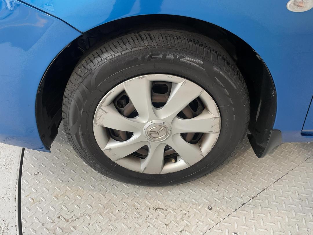 Photo '10' of Mazda Mazda3