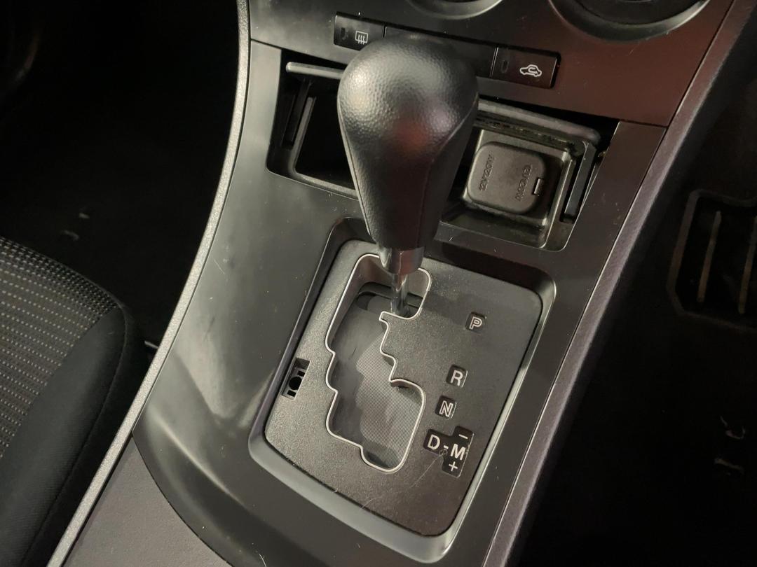 Photo '33' of Mazda Mazda3
