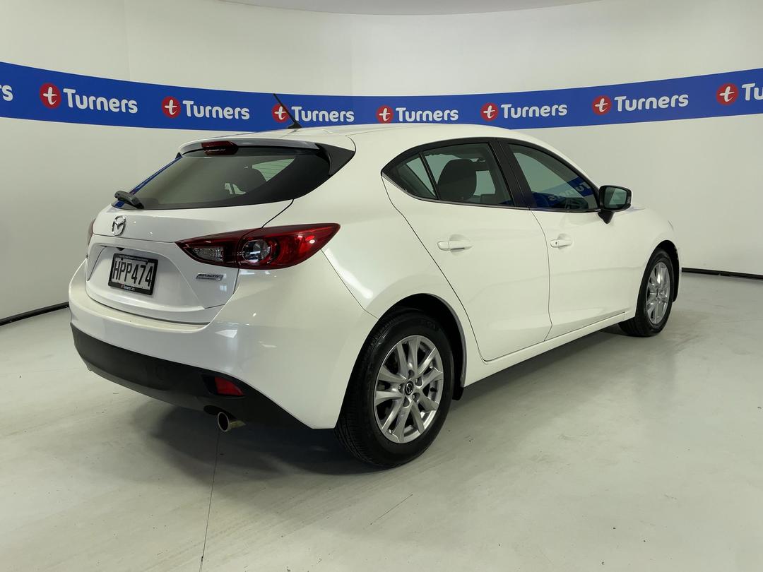 Photo '7' of Mazda Mazda3