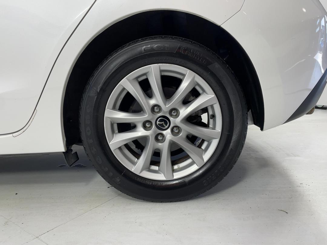 Photo '11' of Mazda Mazda3