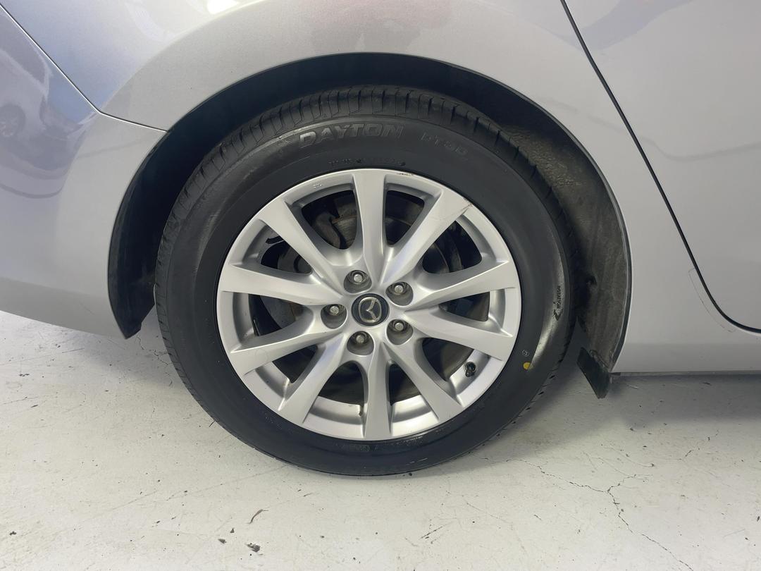Photo '12' of Mazda Mazda6