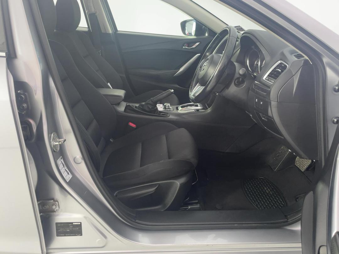 Photo '16' of Mazda Mazda6