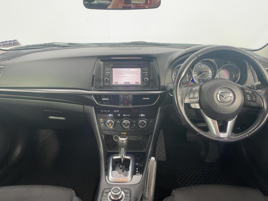 Photo '17' of Mazda Mazda6