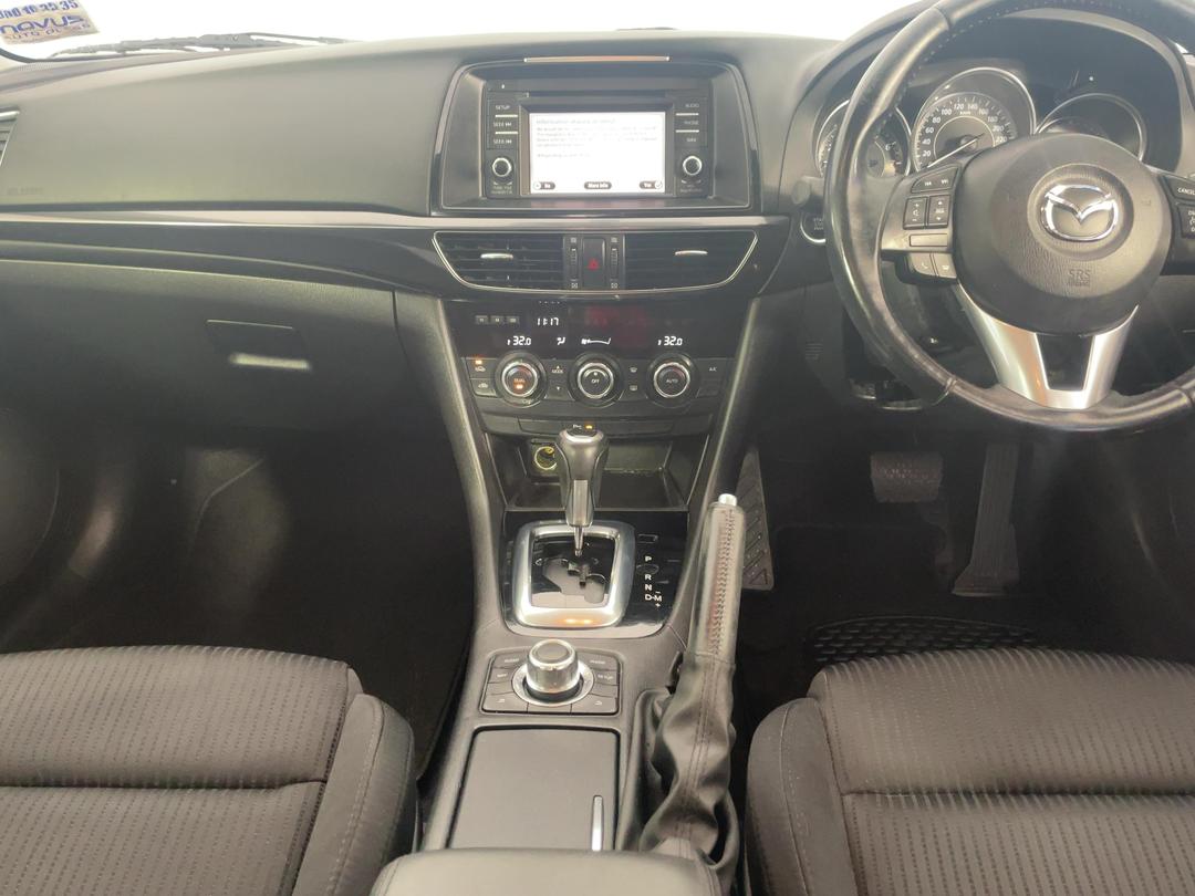 Photo '18' of Mazda Mazda6