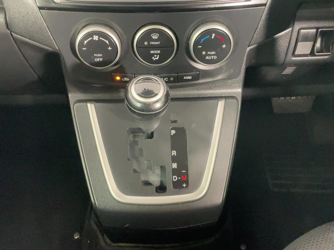 Photo '18' of Mazda Premacy
