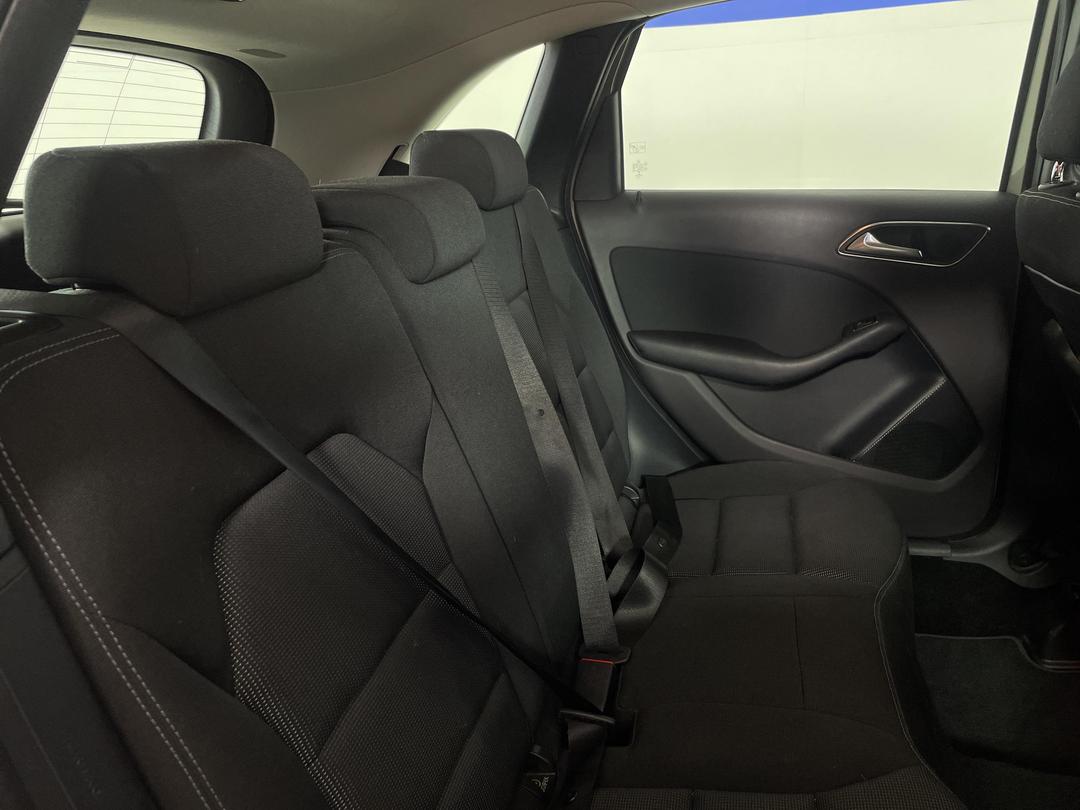 Photo '20' of Mercedes-Benz B-Class