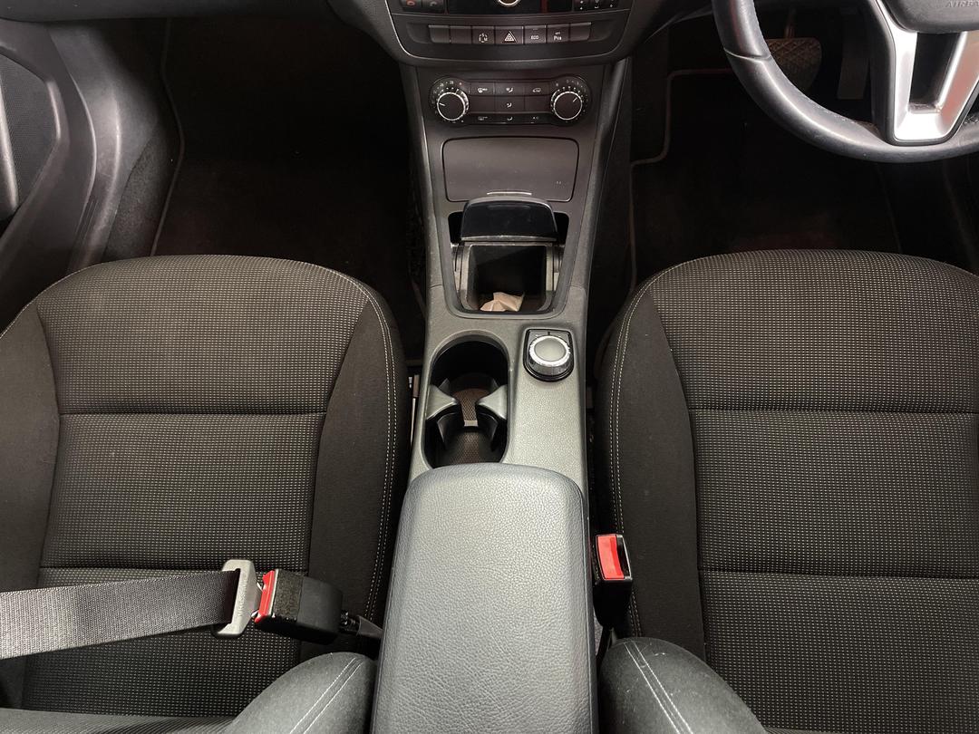 Photo '18' of Mercedes-Benz B-Class