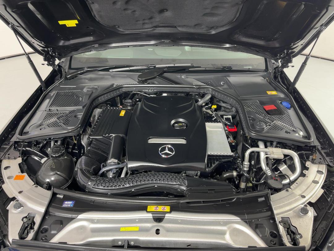 Photo '13' of Mercedes-Benz C-Class