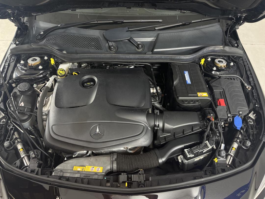 Photo '13' of Mercedes-Benz CLA 250