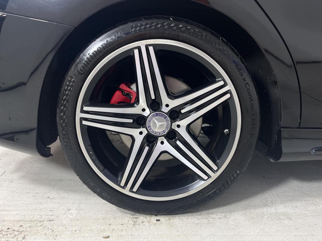 Photo '12' of Mercedes-Benz CLA 250