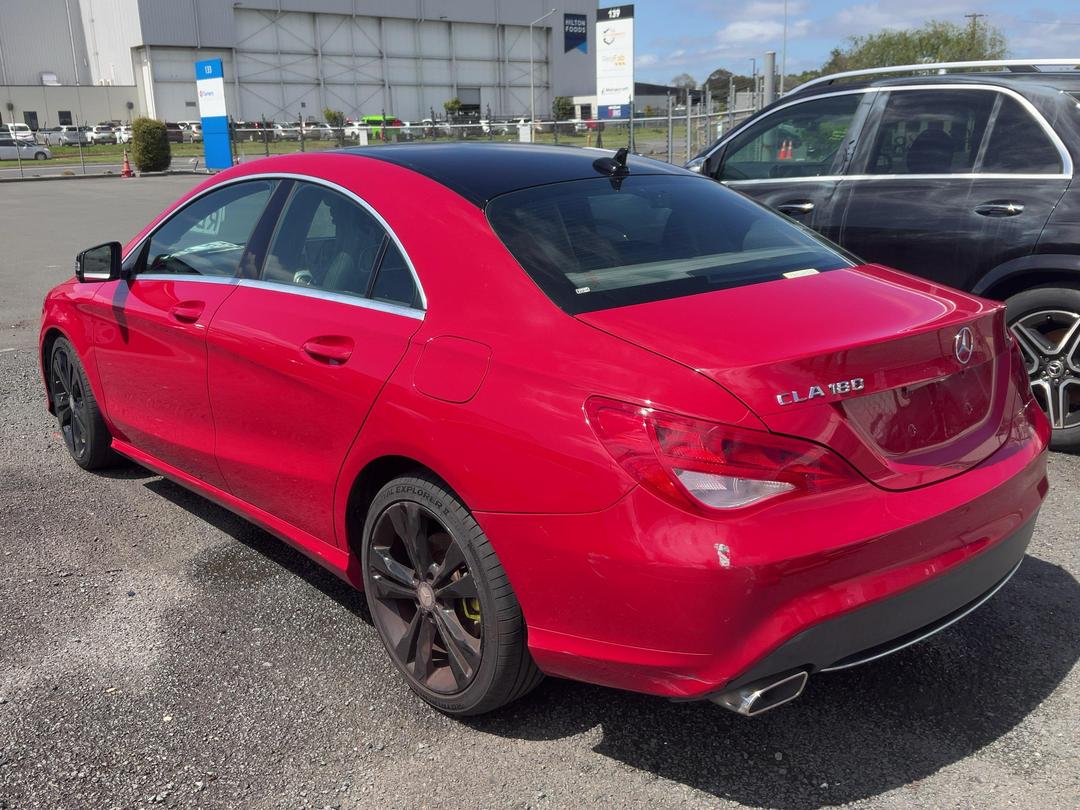 Photo '5' of Mercedes-Benz CLA 180 Photo '5' of Mercedes-Benz CLA 180