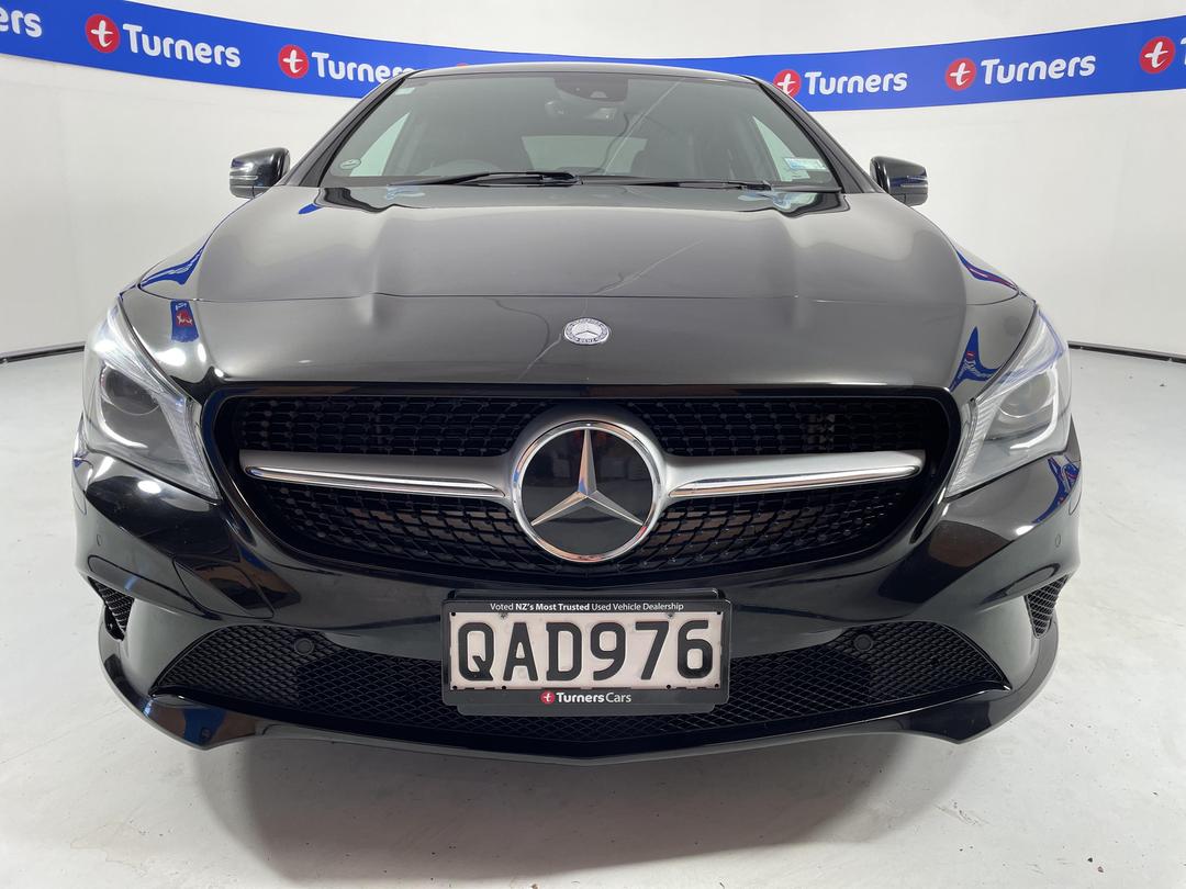 Photo '2' of Mercedes-Benz CLA180
