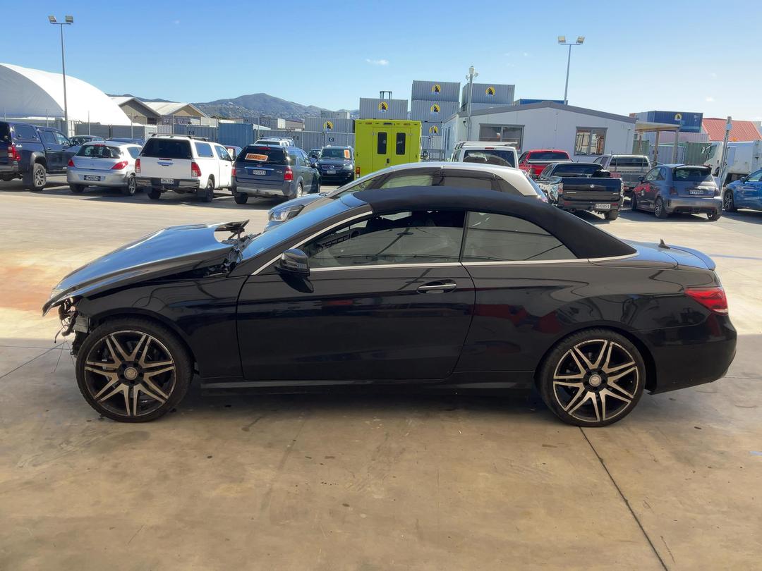 Photo '5' of Mercedes-Benz E-Class E400 Cabriolet