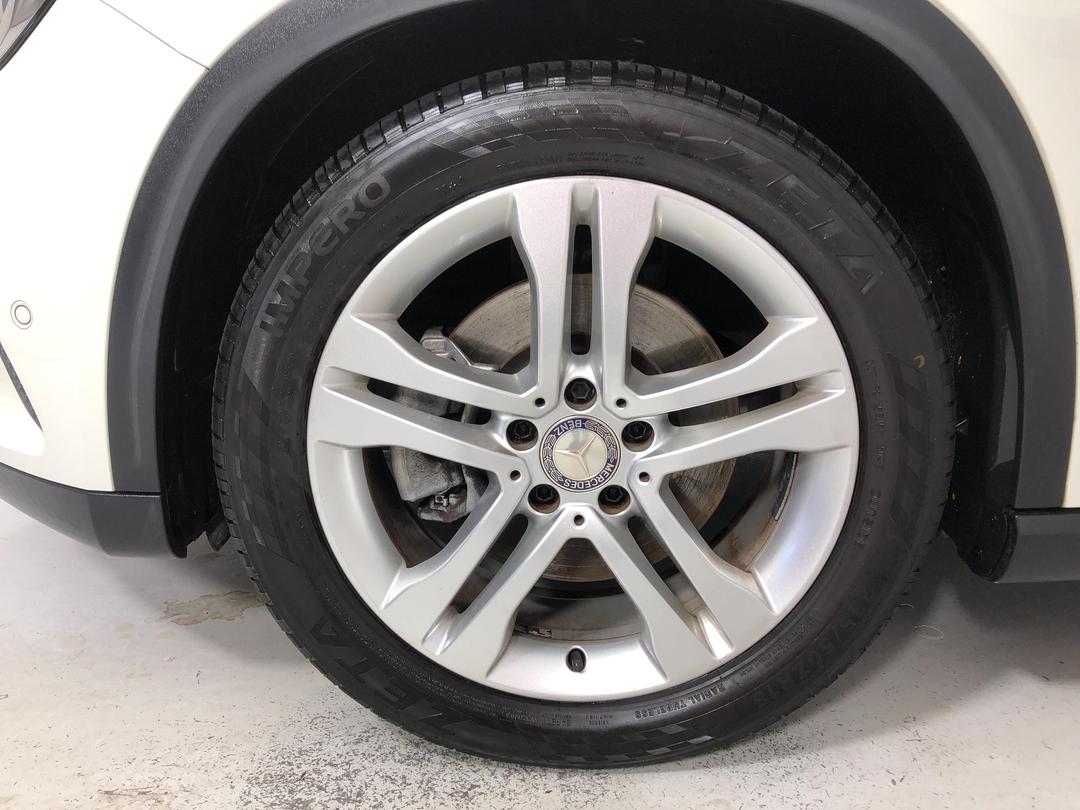 Photo '10' of Mercedes-Benz GLA250