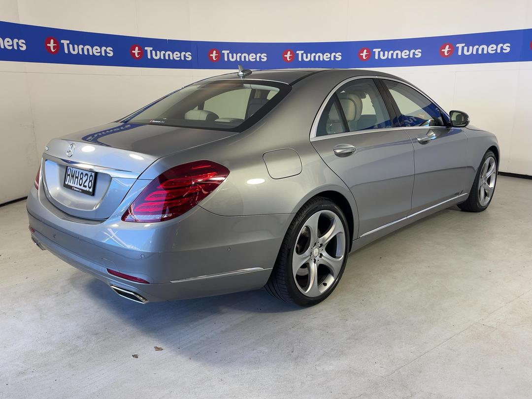 Photo '7' of Mercedes-Benz S-Class