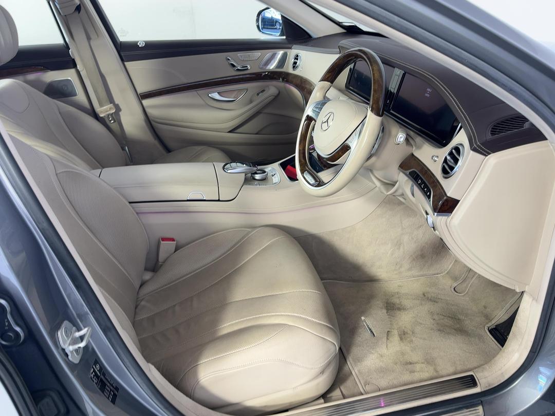 Photo '16' of Mercedes-Benz S-Class