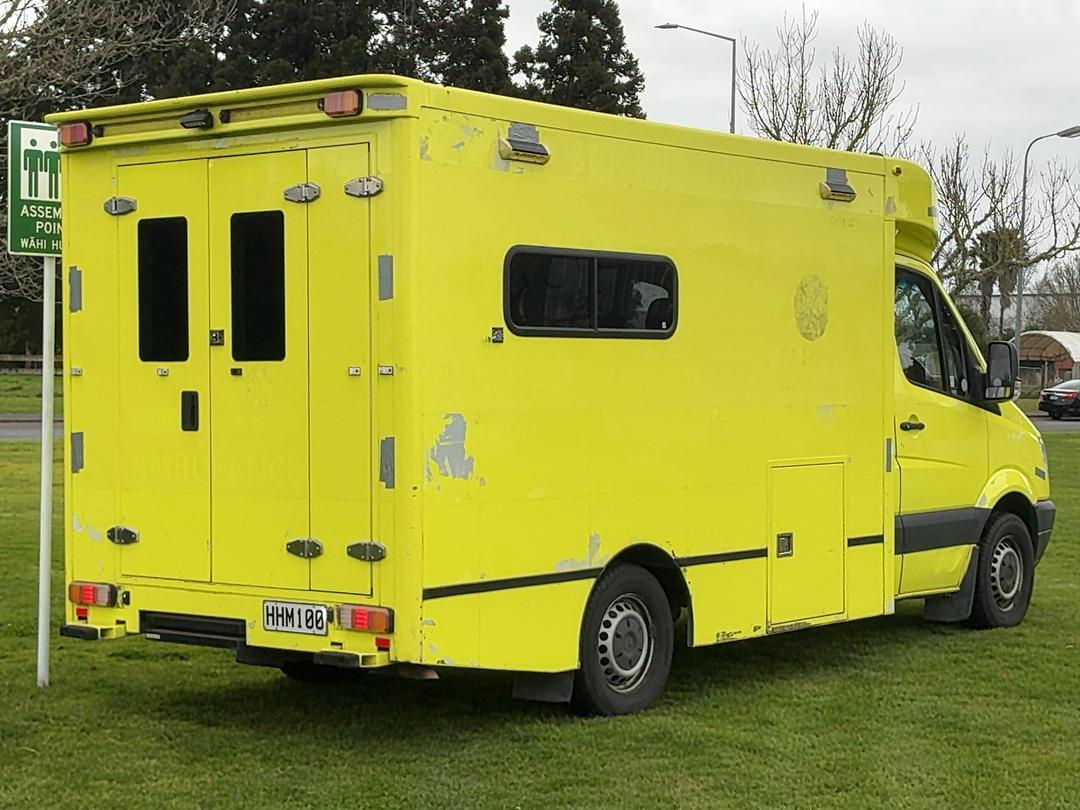 Photo '5' of Mercedes-Benz Sprinter C/C 319 CDI 3665 S Ambulance