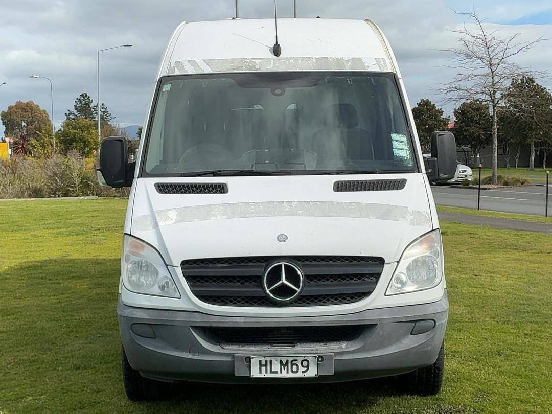 Photo '9' of Mercedes-Benz Sprinter VAN 313 CDI 4325L Ambulance