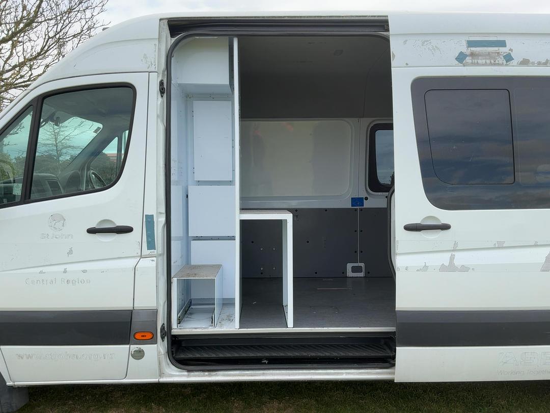 Photo '12' of Mercedes-Benz Sprinter VAN 313 CDI 4325L Ambulance