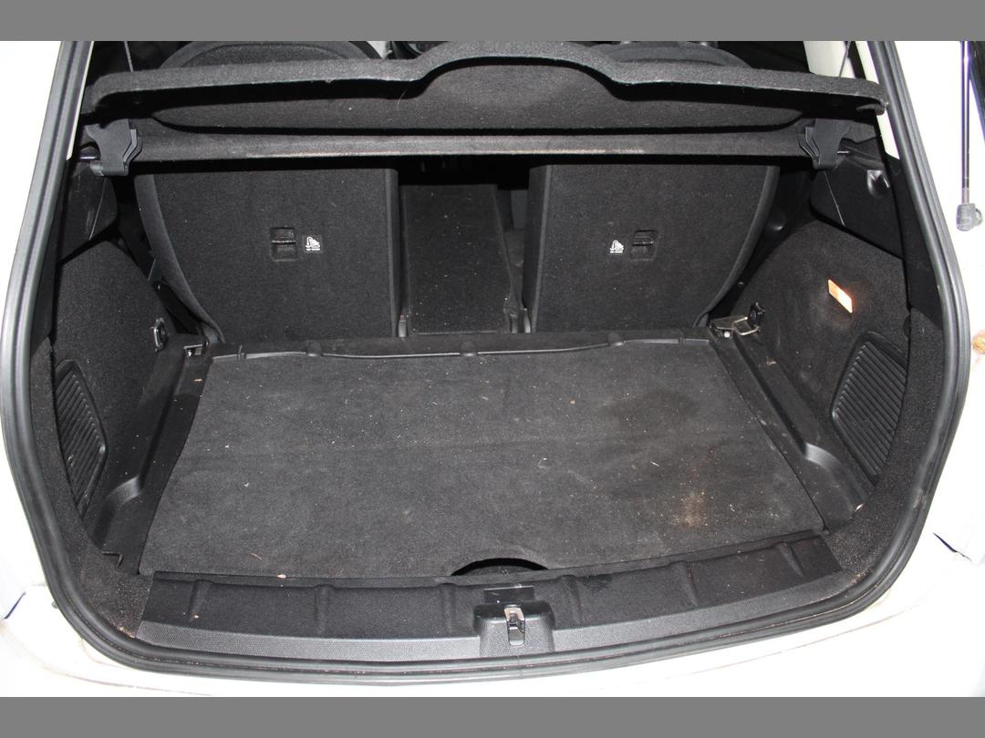 Photo '7' of Mini Cooper Crossover