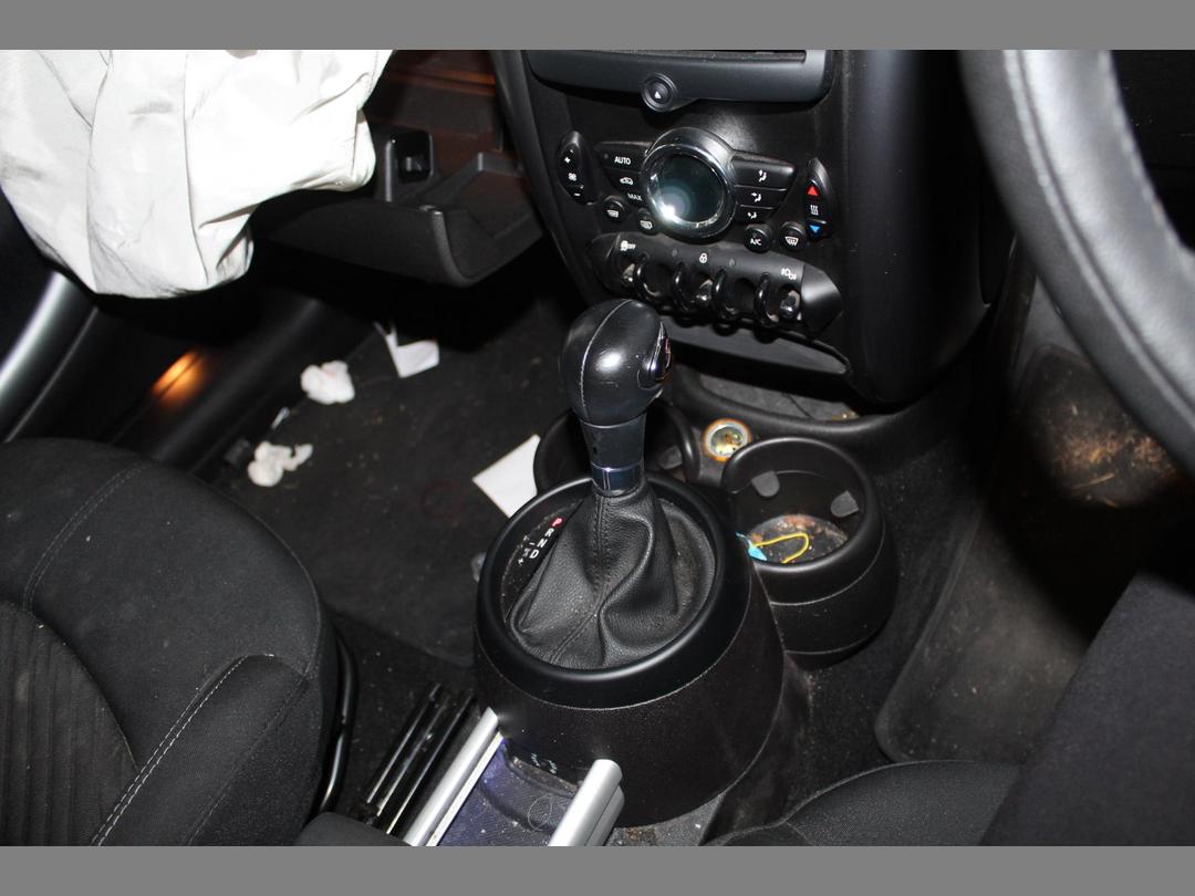 Photo '10' of Mini Cooper Crossover