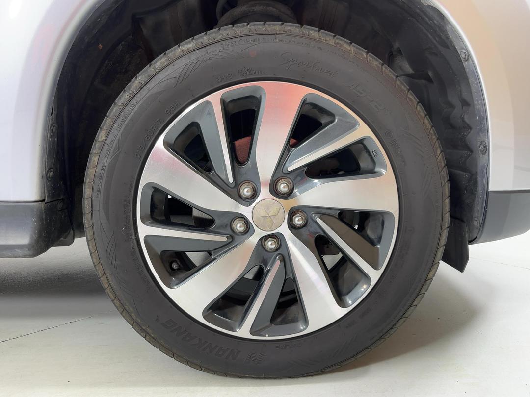 Photo '9' of Mitsubishi ASX