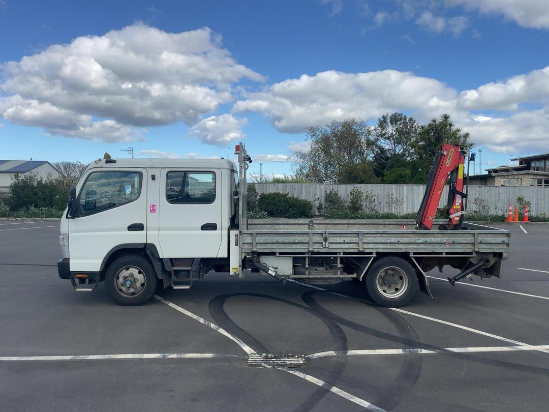 Photo '9' of Mitsubishi Canter FEW75G1 EURO 5 Flat Deck Crane