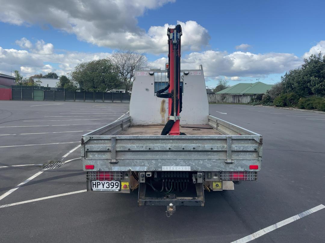 Photo '6' of Mitsubishi Canter FEW75G1 EURO 5 Flat Deck Crane
