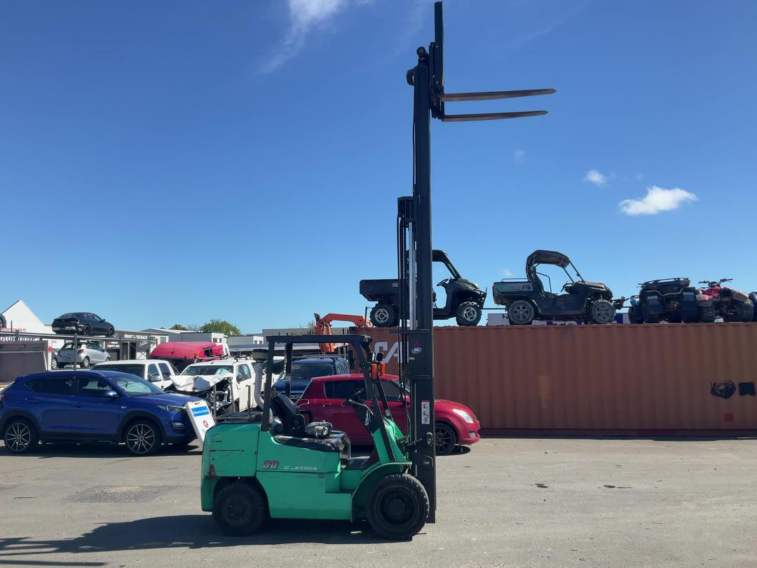 Photo '4' of Mitsubishi FD30HS Forklift