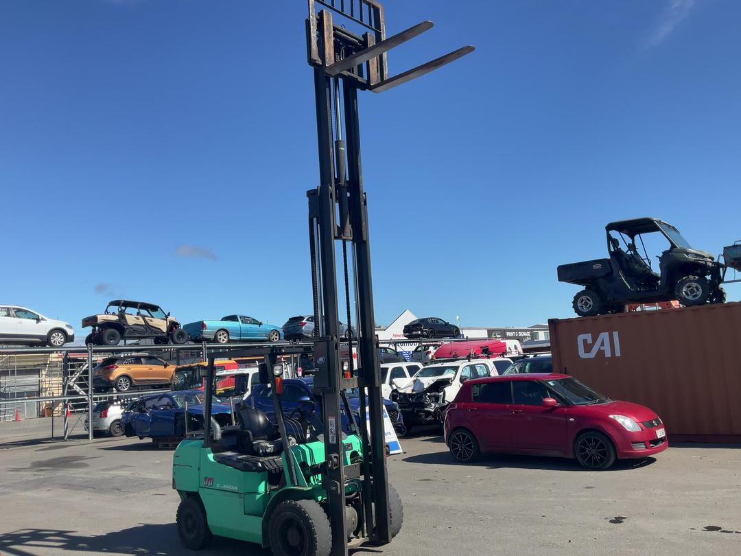Photo '5' of Mitsubishi FD30HS Forklift