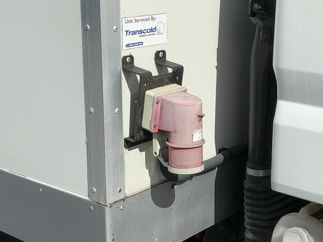 Photo '37' of Mitsubishi Fuso Canter FEC85H1 EURO 5 Chiller