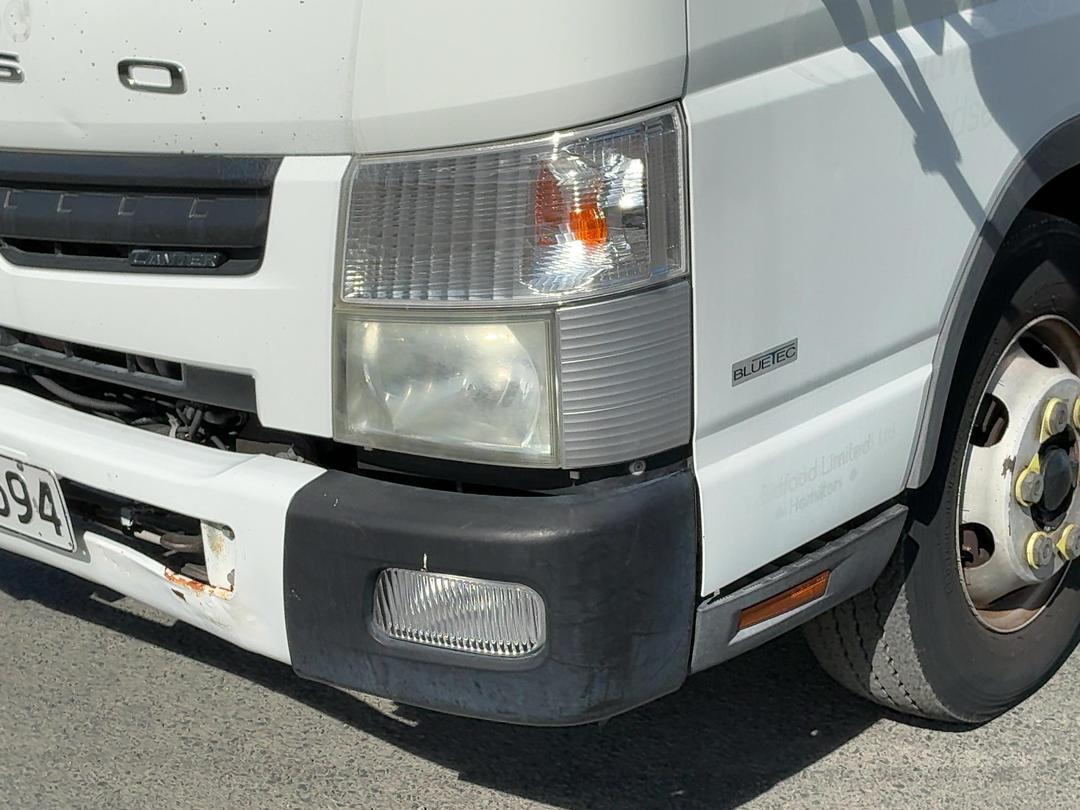 Photo '28' of Mitsubishi Fuso Canter FEC85H1 EURO 5 Chiller