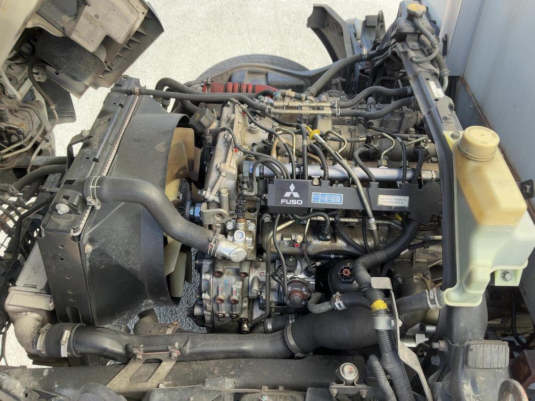 Photo '39' of Mitsubishi Fuso Canter FEC85H1 EURO 5 Chiller
