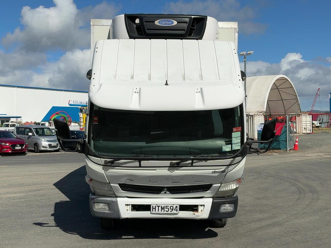 Photo '32' of Mitsubishi Fuso Canter FEC85H1 EURO 5 Chiller
