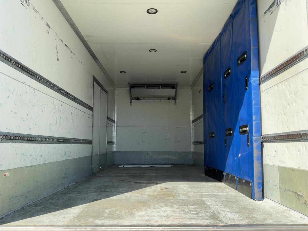 Photo '8' of Mitsubishi Fuso Canter FEC85H1 EURO 5 Chiller