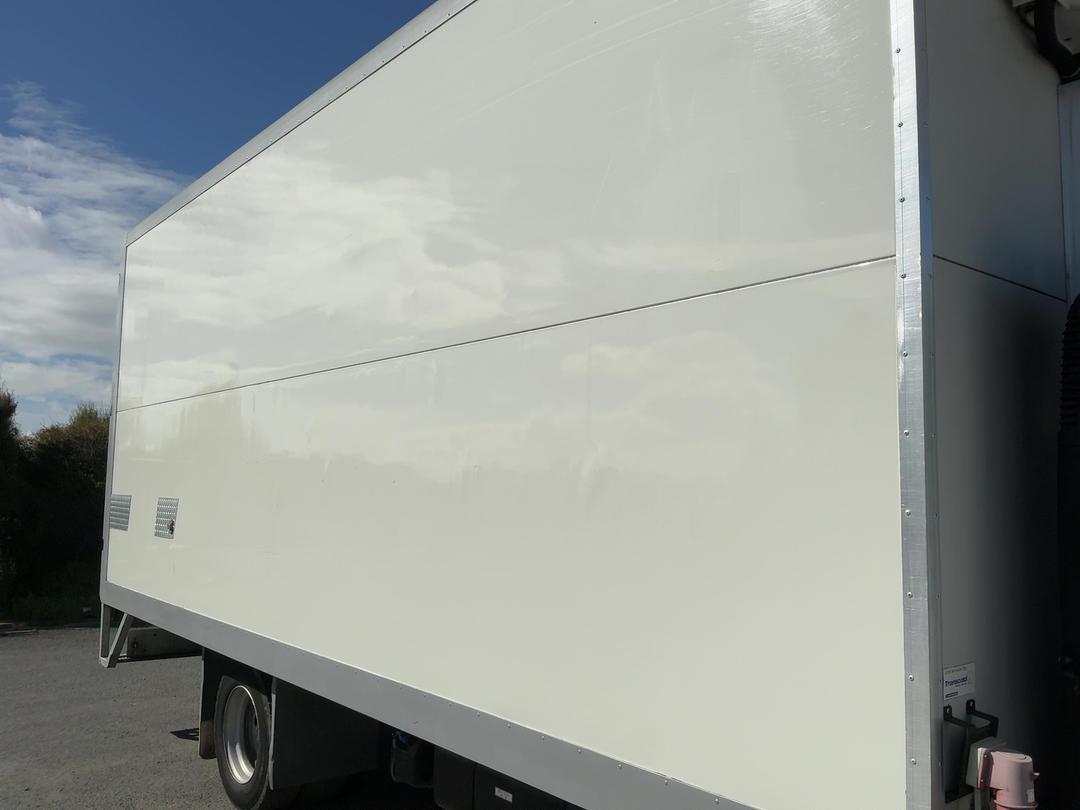 Photo '36' of Mitsubishi Fuso Canter FEC85H1 EURO 5 Chiller