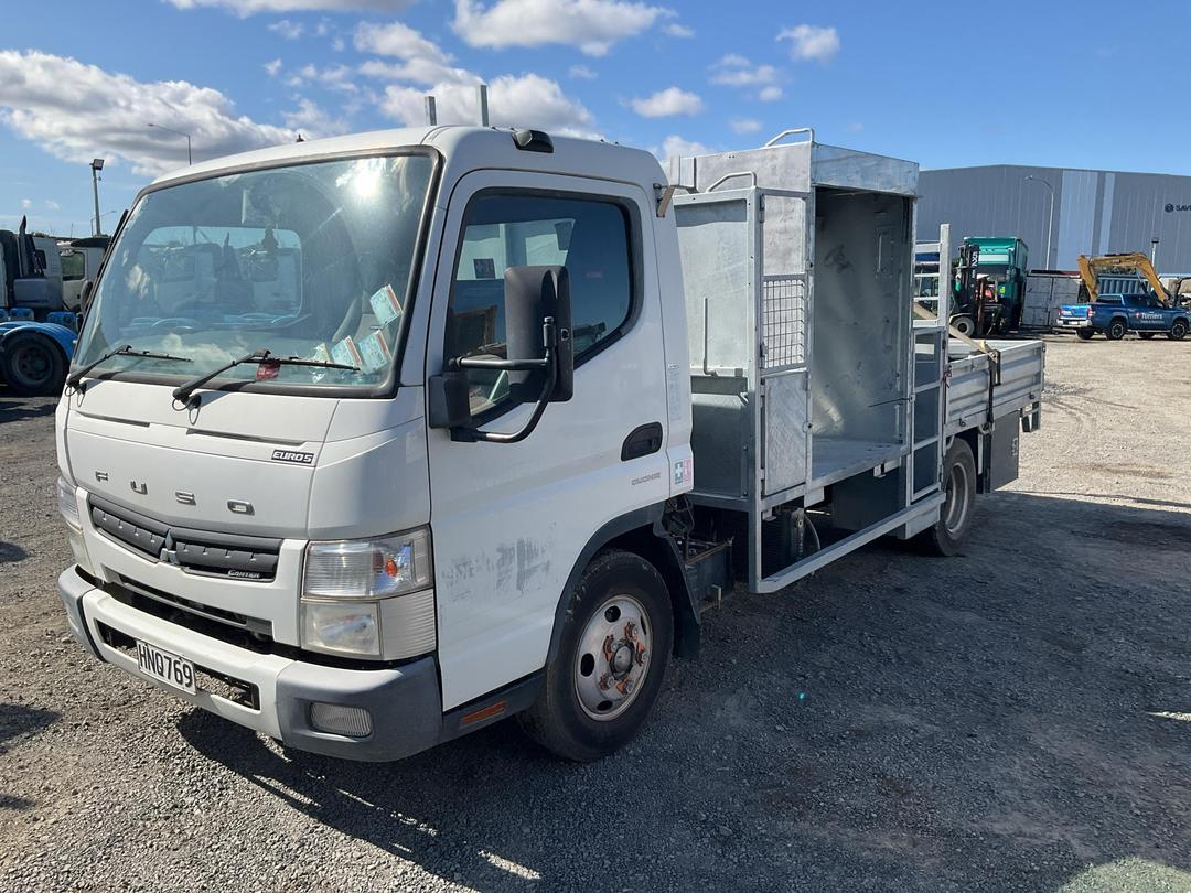 Photo '8' of Mitsubishi Fuso Canter FEB60E2 Euro 5 - 616 Flat Deck