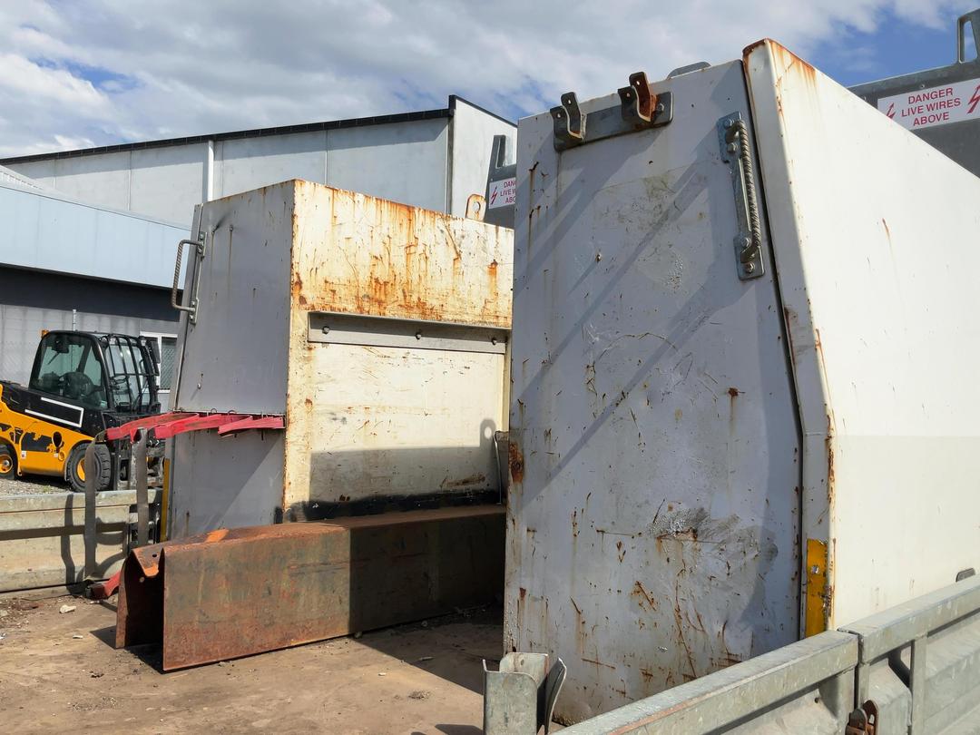 Photo '20' of Mitsubishi Fuso Canter FEW75G1 EURO 5 Flat Deck Crane