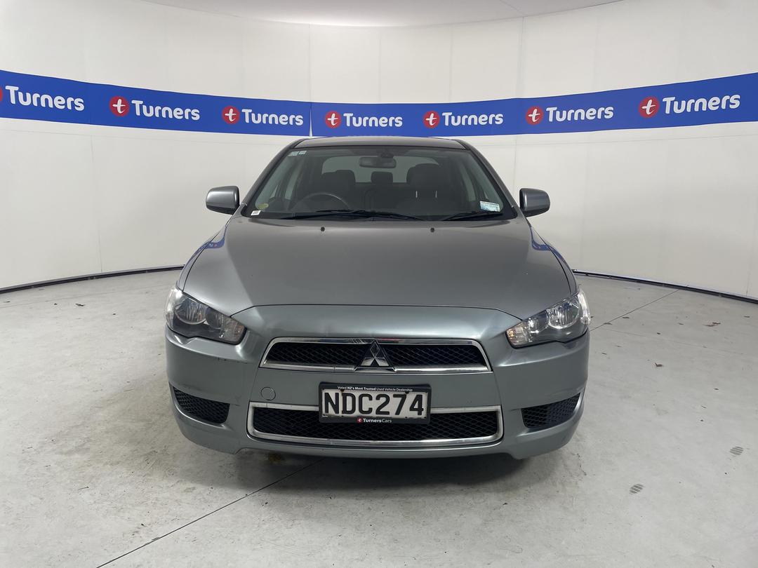 Photo '2' of Mitsubishi Galant