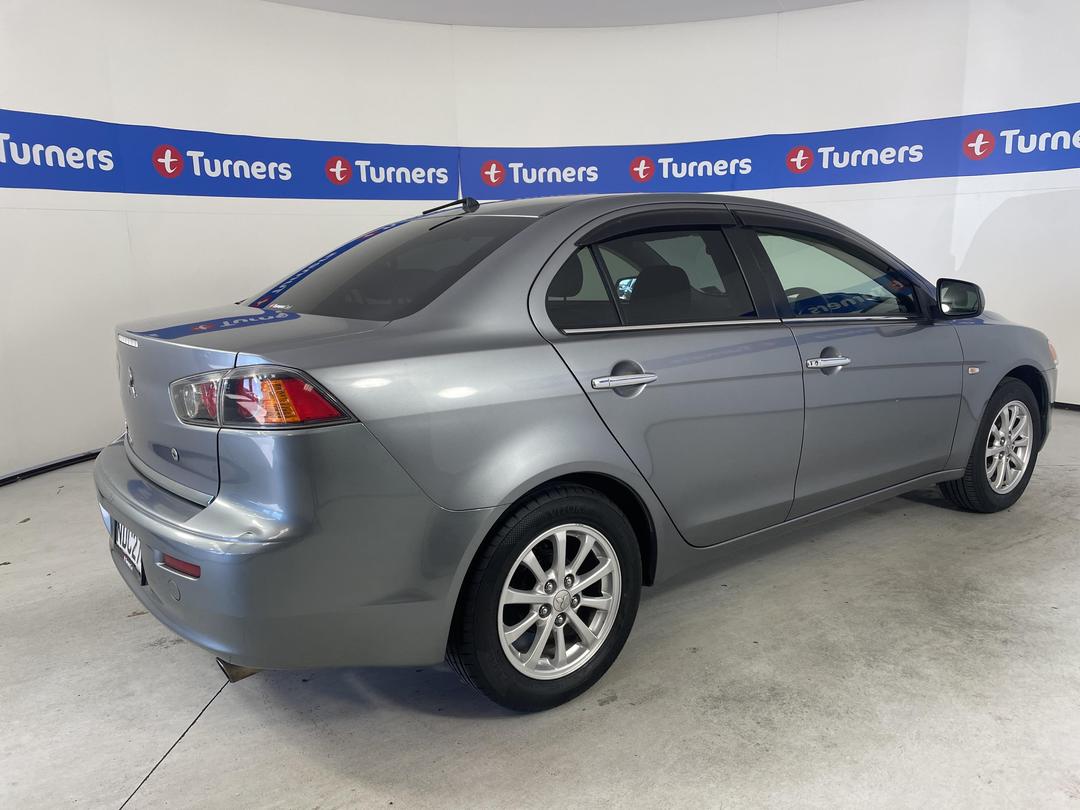 Photo '7' of Mitsubishi Galant