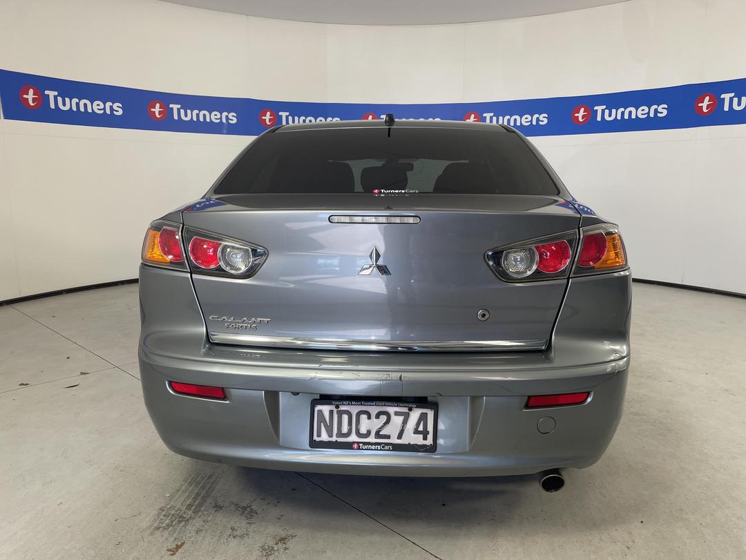 Photo '6' of Mitsubishi Galant