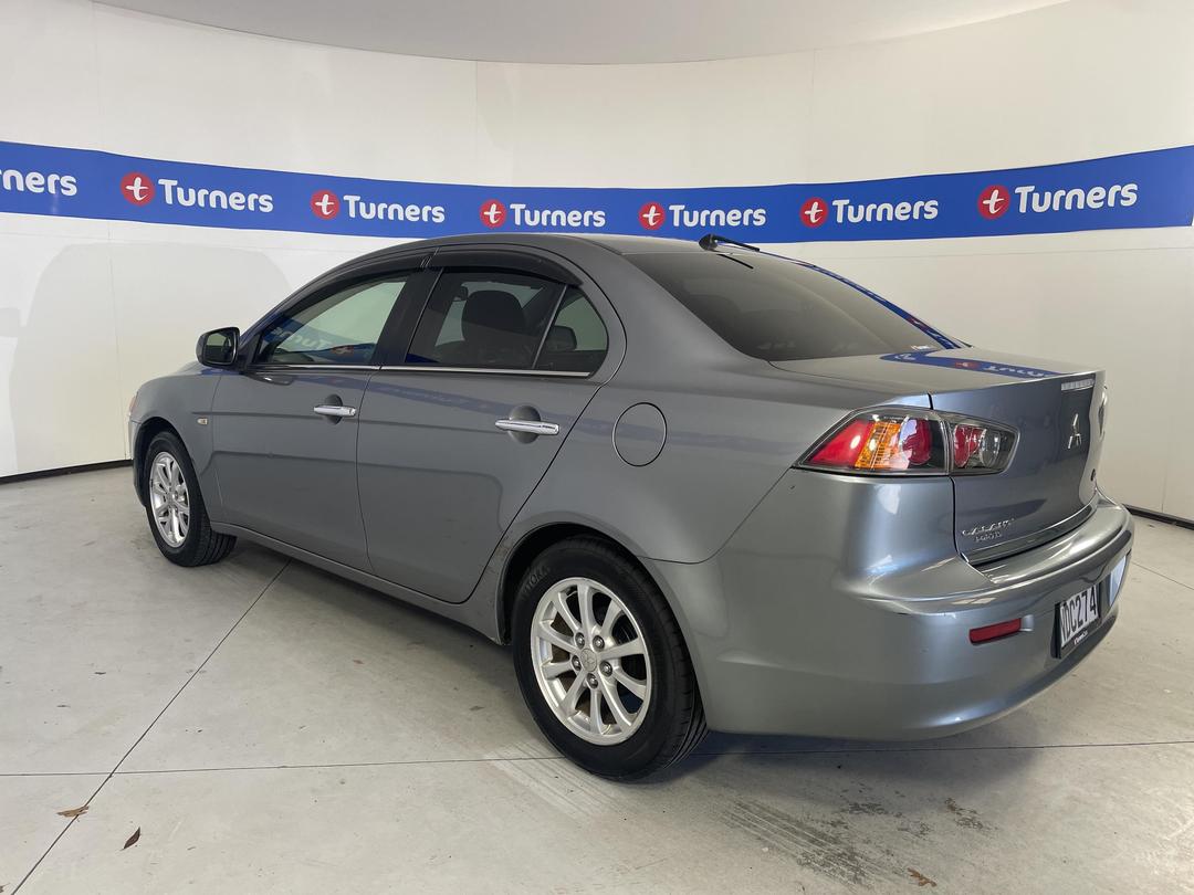 Photo '5' of Mitsubishi Galant