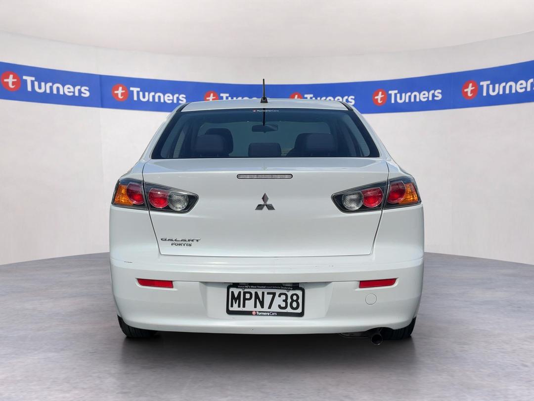 Photo '6' of Mitsubishi Galant