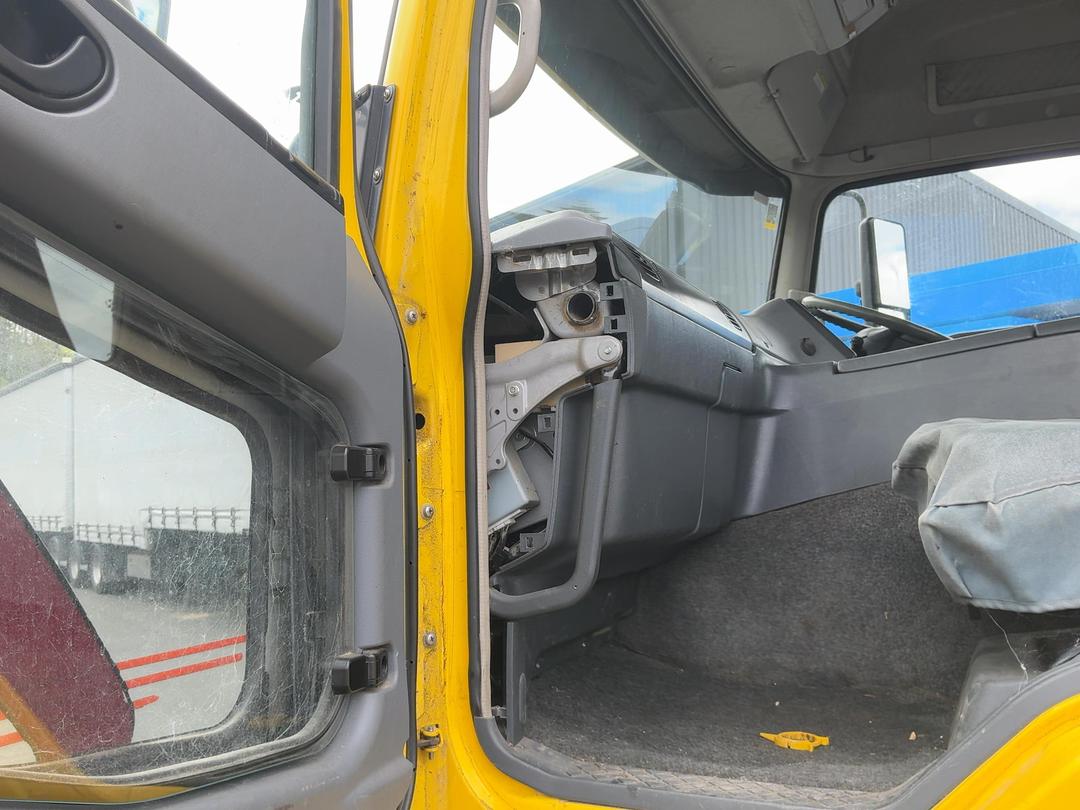 Photo '22' of Mitsubishi HD Euro 470 Tractor Unit