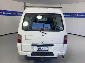 Photo '6' of Mitsubishi L300