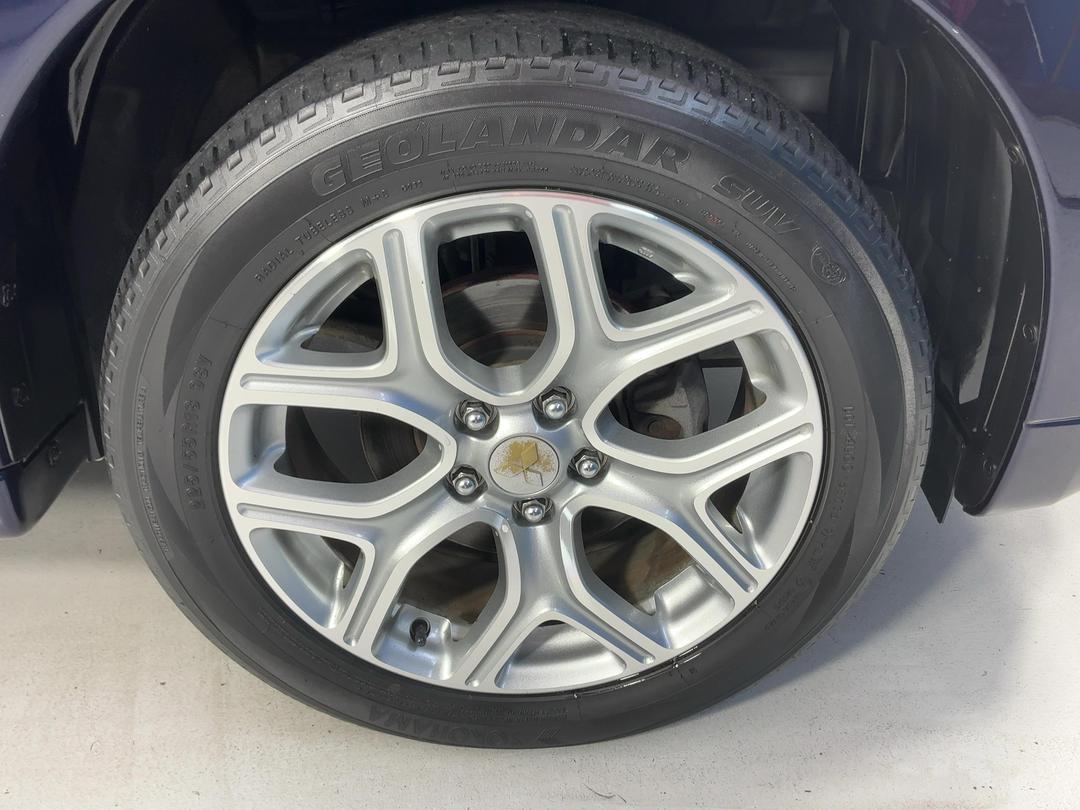 Photo '9' of Mitsubishi Outlander