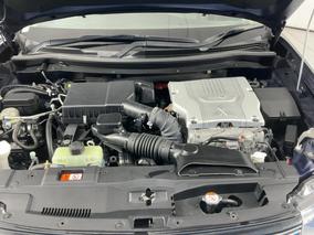 Photo '13' of Mitsubishi Outlander
