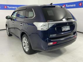 Photo '5' of Mitsubishi Outlander